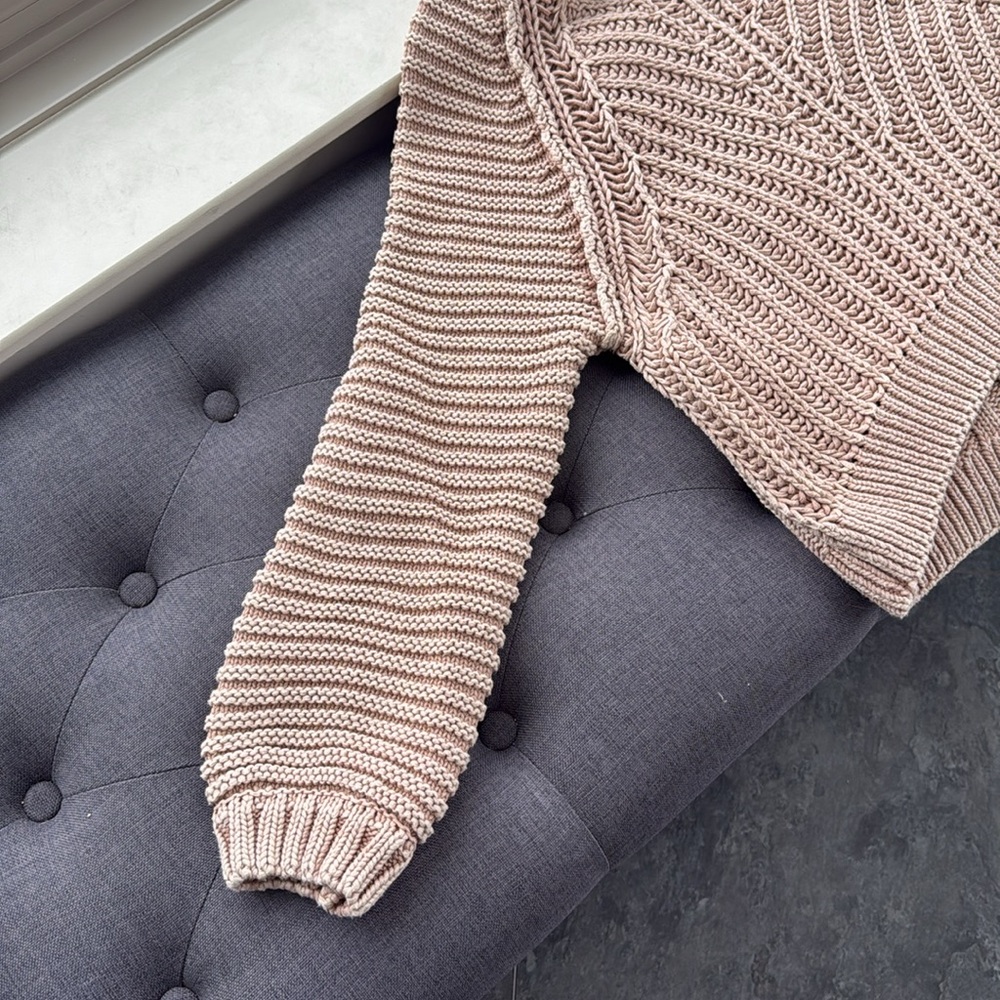 Free people, tan sweater, only worn twice - Picture 2 of 5